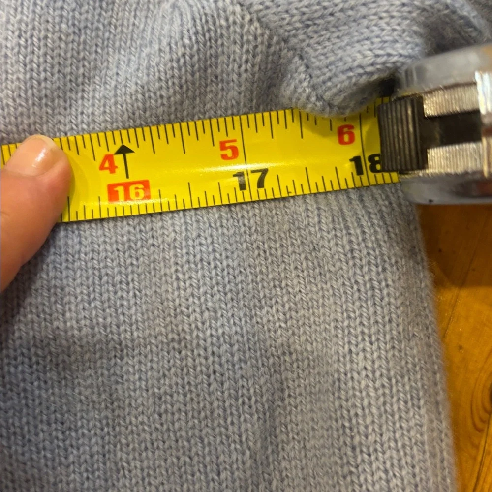 JOIE Short Sleeve Wool and Cashmere Blend Sweater In Light Blue‎